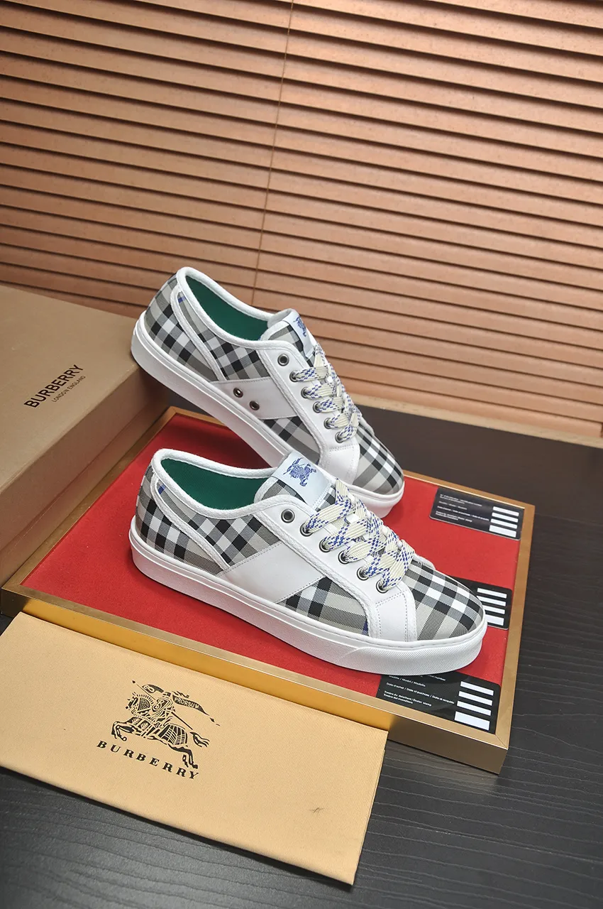 Men's shoes💰460💶【Burberry】Classic low-top sneakers｜Imported cowhide with classic plaid fabric｜Cow leather lining｜Original outsole｜Fine workmanship and comfortable to wear Size: 38-44 (customized at 45)